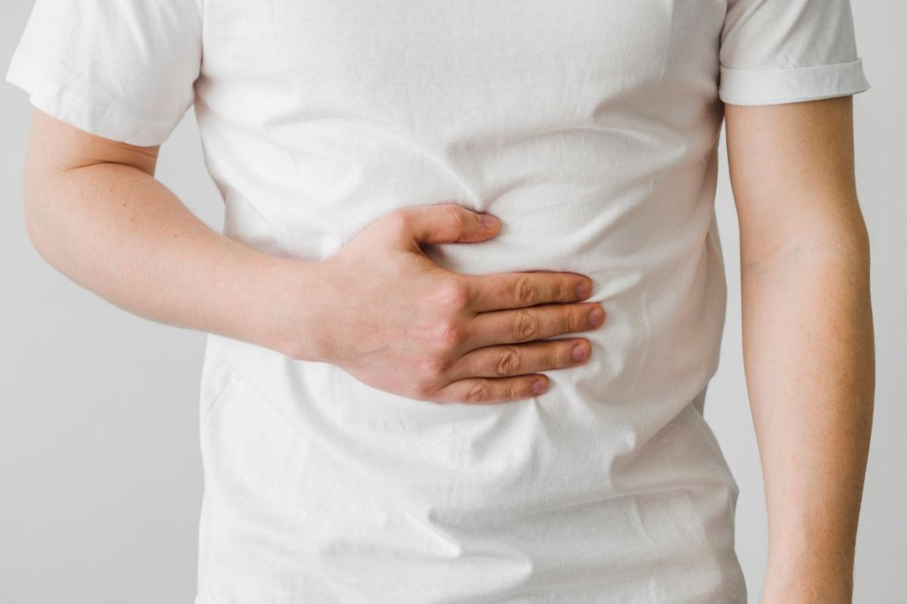 Como o HIV pode afetar o sistema gastrointestinal?