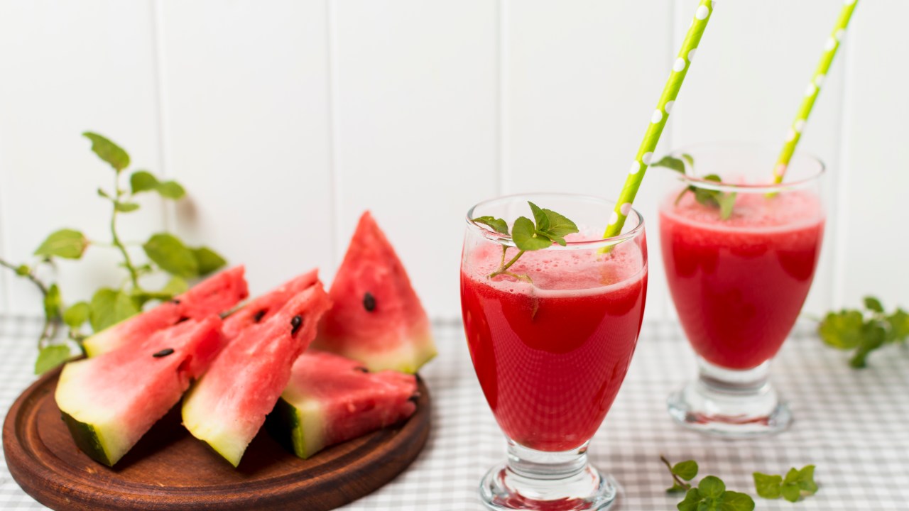 Aprenda a fazer um suco para ter mais energia no Carnaval