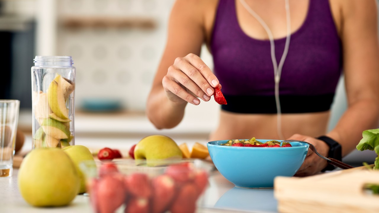 Saiba o que pessoas que praticam corrida devem consumir