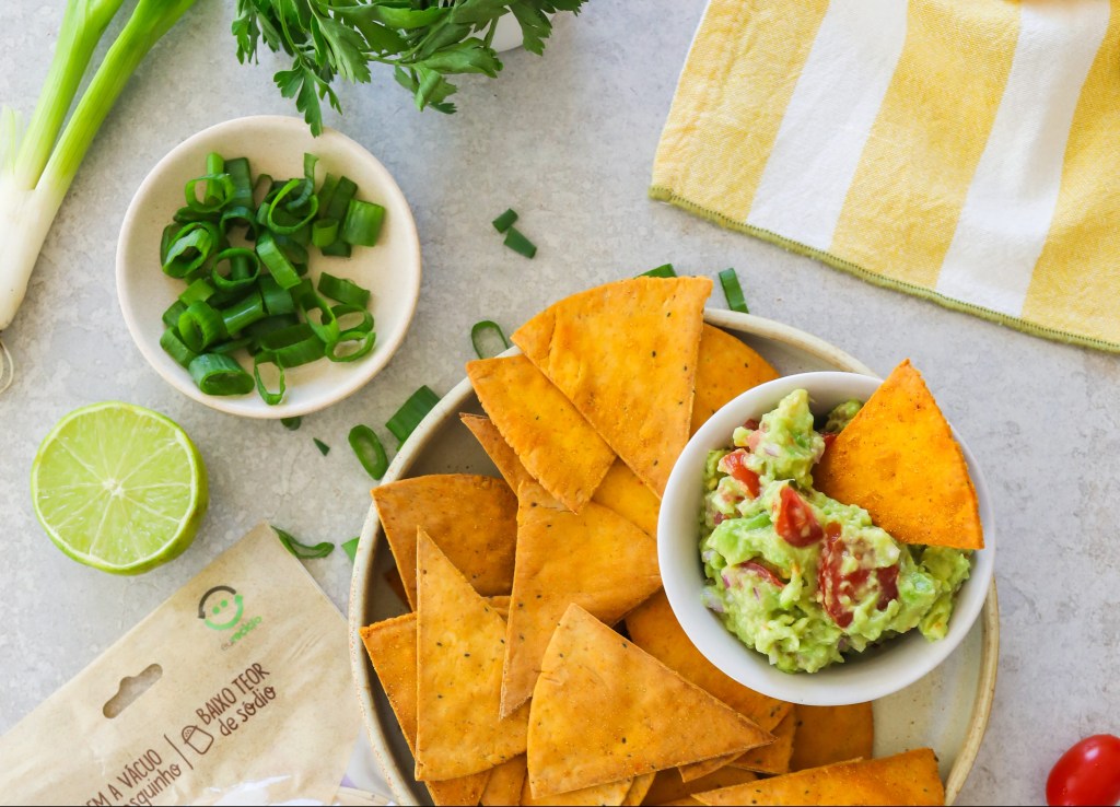 Nachos de wrap: aprenda a receita mais leve para petiscar