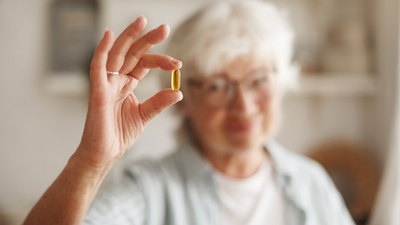 Médico explica por que os níveis de vitamina D costumam cair nos meses de frio