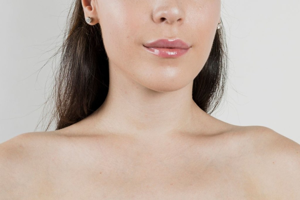 Repare seus lábios com estas máscaras noturnas potentes