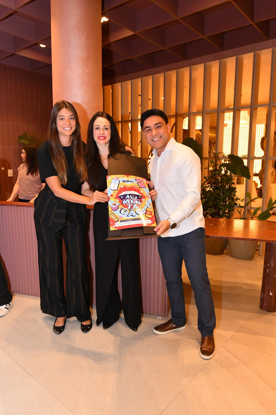 Laís Santos Puchetti (Coordenadora da Categoria Esportes Fitness) e Laís Santos Puchetti (Coordenadora da Categoria Esportes Fitness) e
