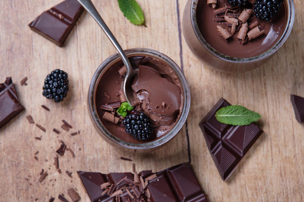 Prepare um mousse de chocolate saudável em minutos