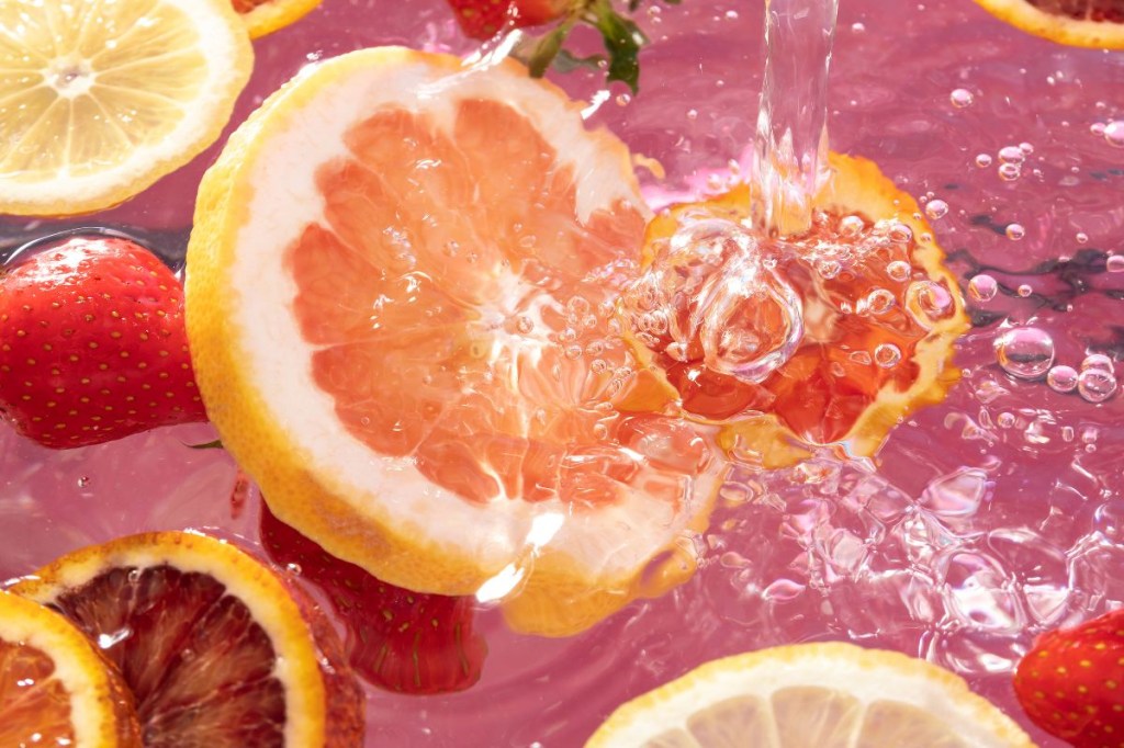 Descubra 10 alimentos que ajudam a manter a hidratação em dias secos