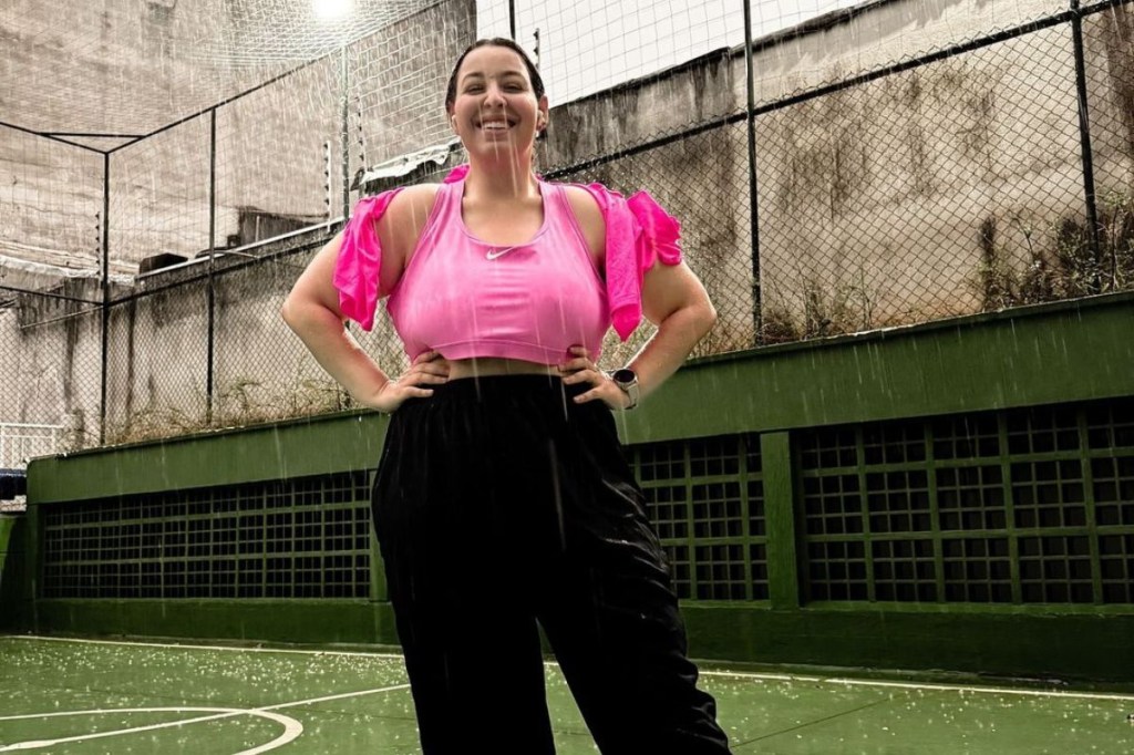 Camila Monteiro mostra jornada de emagrecimento após 4 meses de corrida