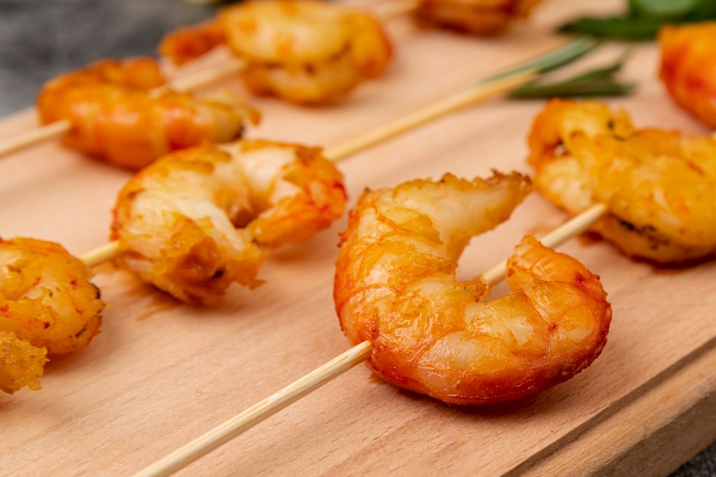 10 dicas essenciais para comer na praia com segurança e saúde