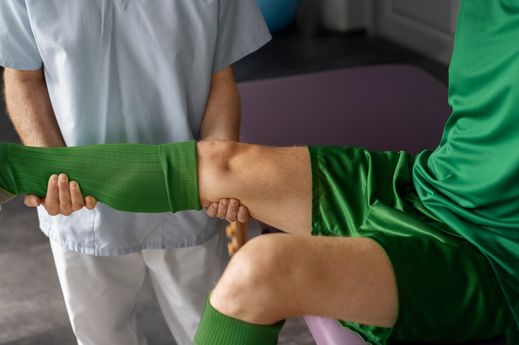 O que faz um médico do esporte? Conheça suas funções essenciais para atletas