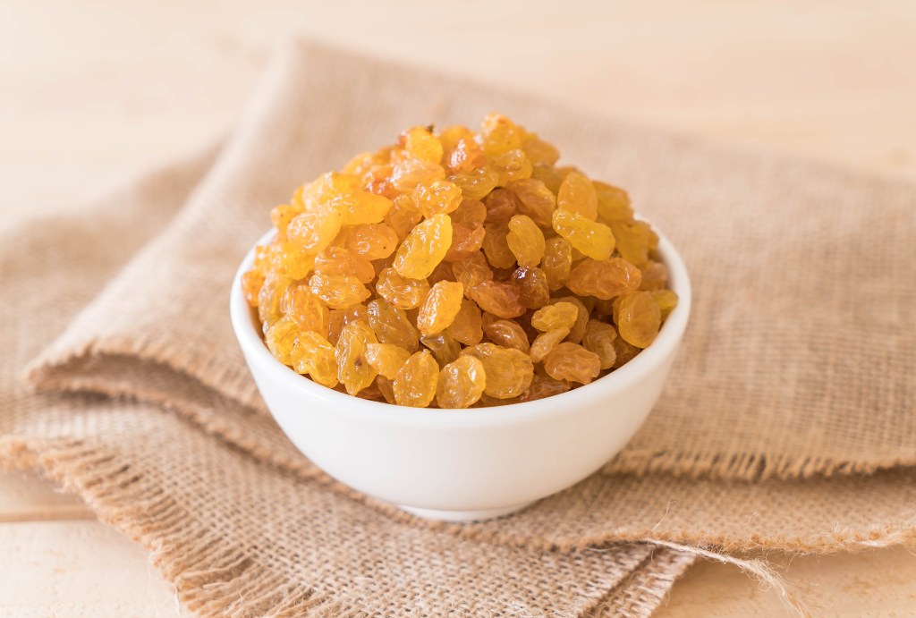 Uva passa: um aliado saudável para o intestino e a saúde do coração