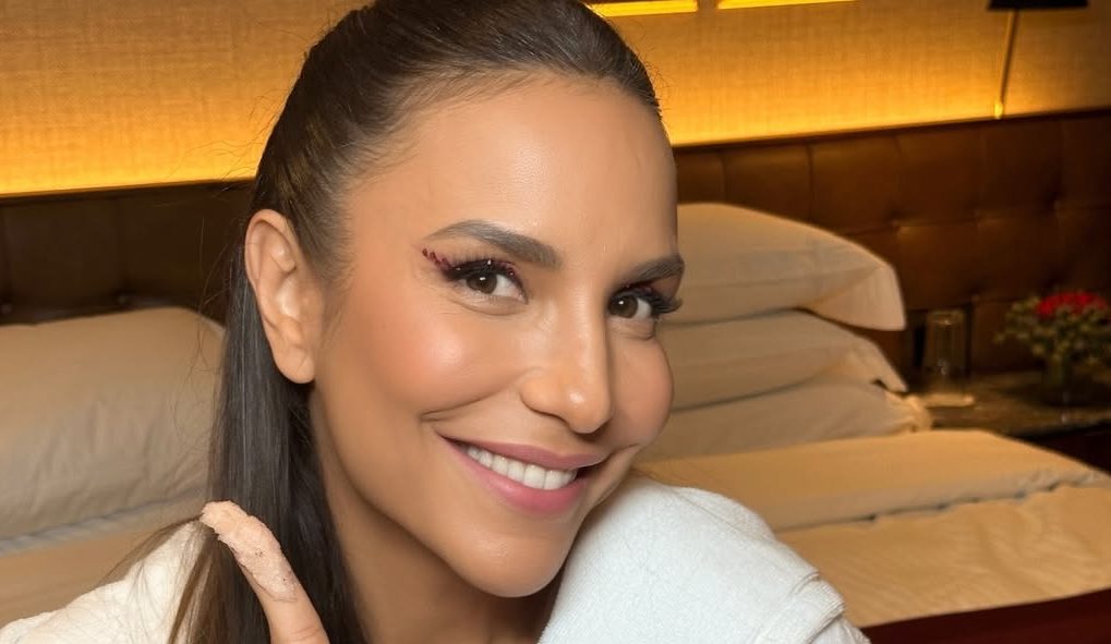 Ivete Sangalo, aos 52 anos, arrasa no surf e surpreende fãs com sua habilidade