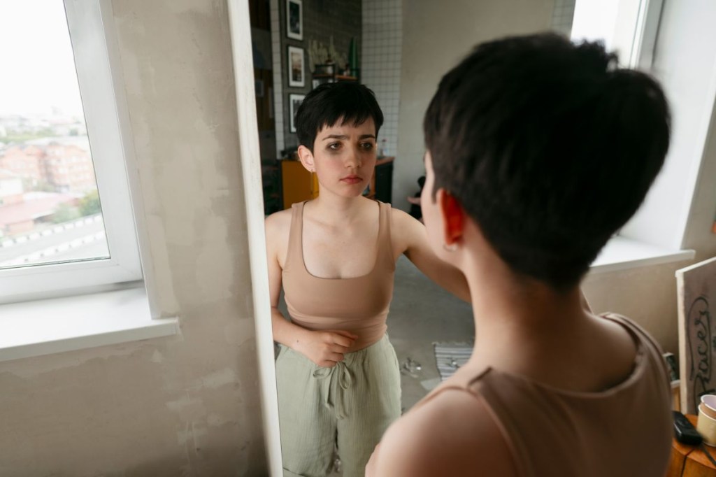 O que é e quais os riscos do body checking?