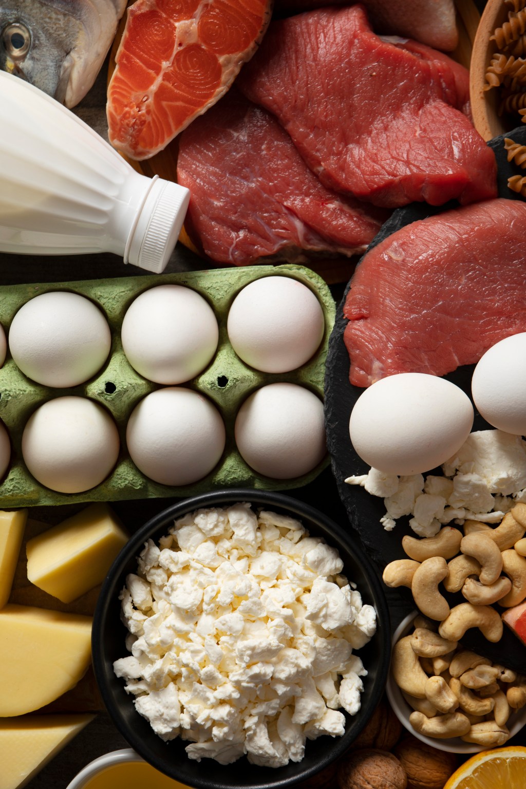 Descubra as quantidades de proteína em 21 alimentos essenciais para sua dieta