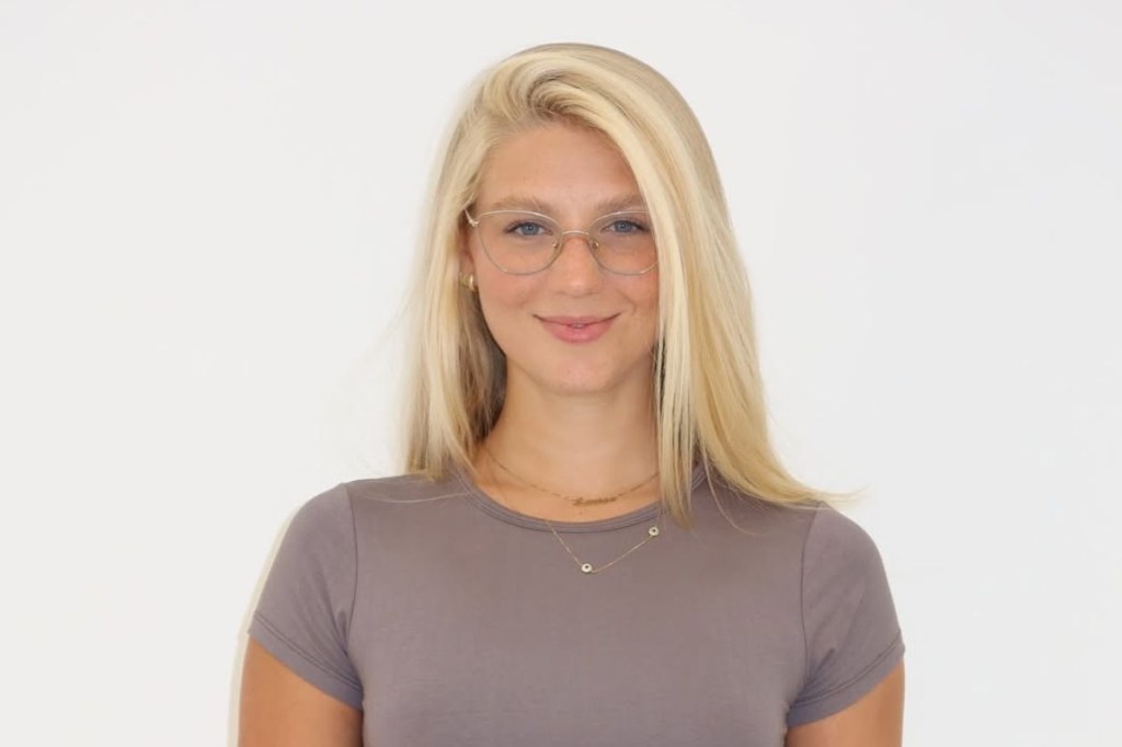 Influenciadora Lauren Pfeiff compartilha sua jornada pós-cirurgia de lipedema