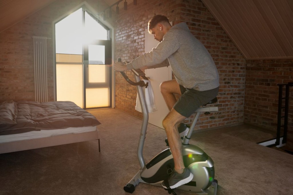 Dicas essenciais para escolher a bicicleta ergométrica ideal para sua casa