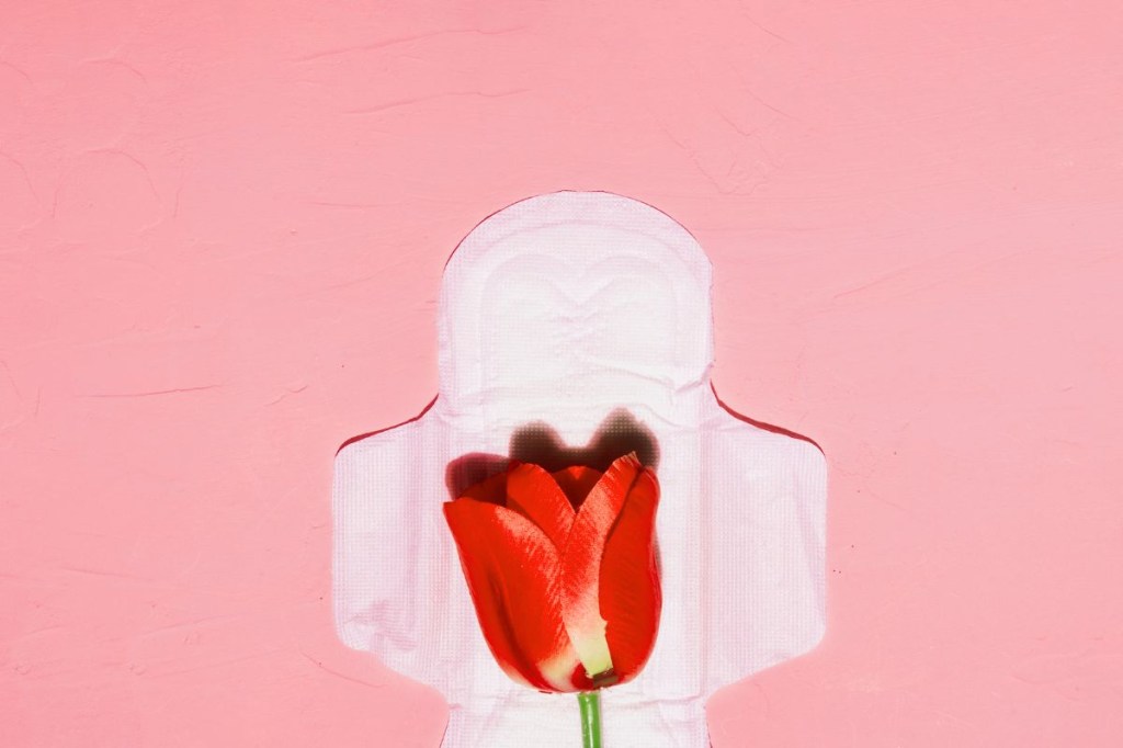 Assaduras e alergias durante a menstruação? Confira 3 dicas simples para evitar os incômodos