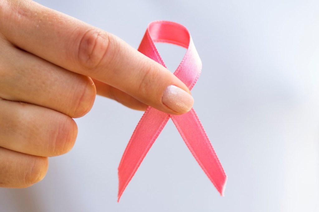 Outubro Rosa: O caminho para redescobrir o prazer após o câncer de mama