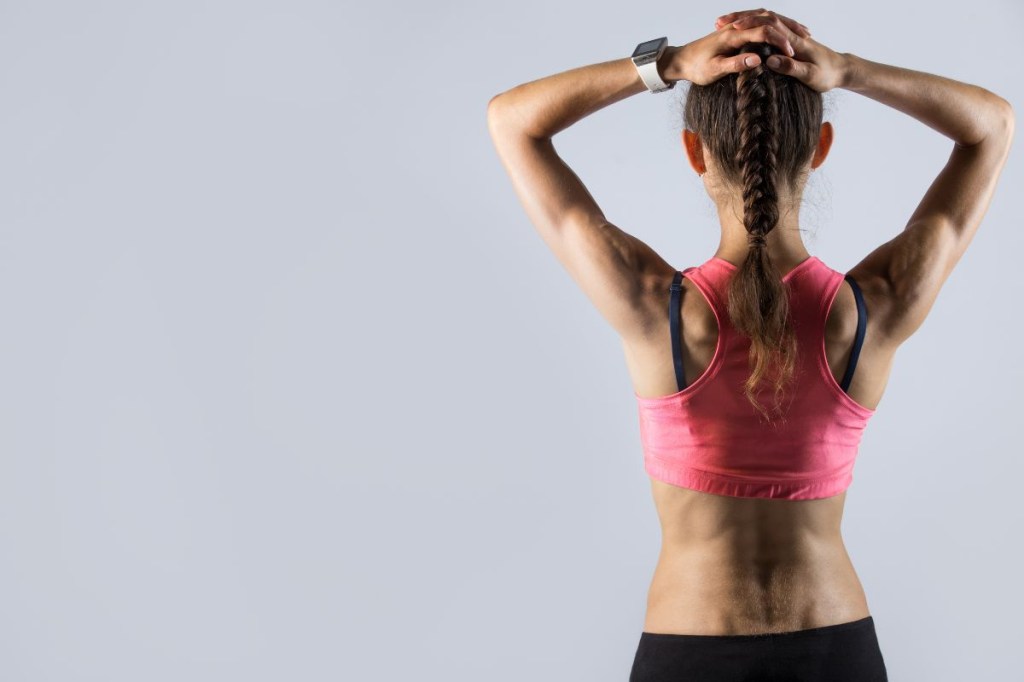 Pulldown unilateral: para que serve o exercício?