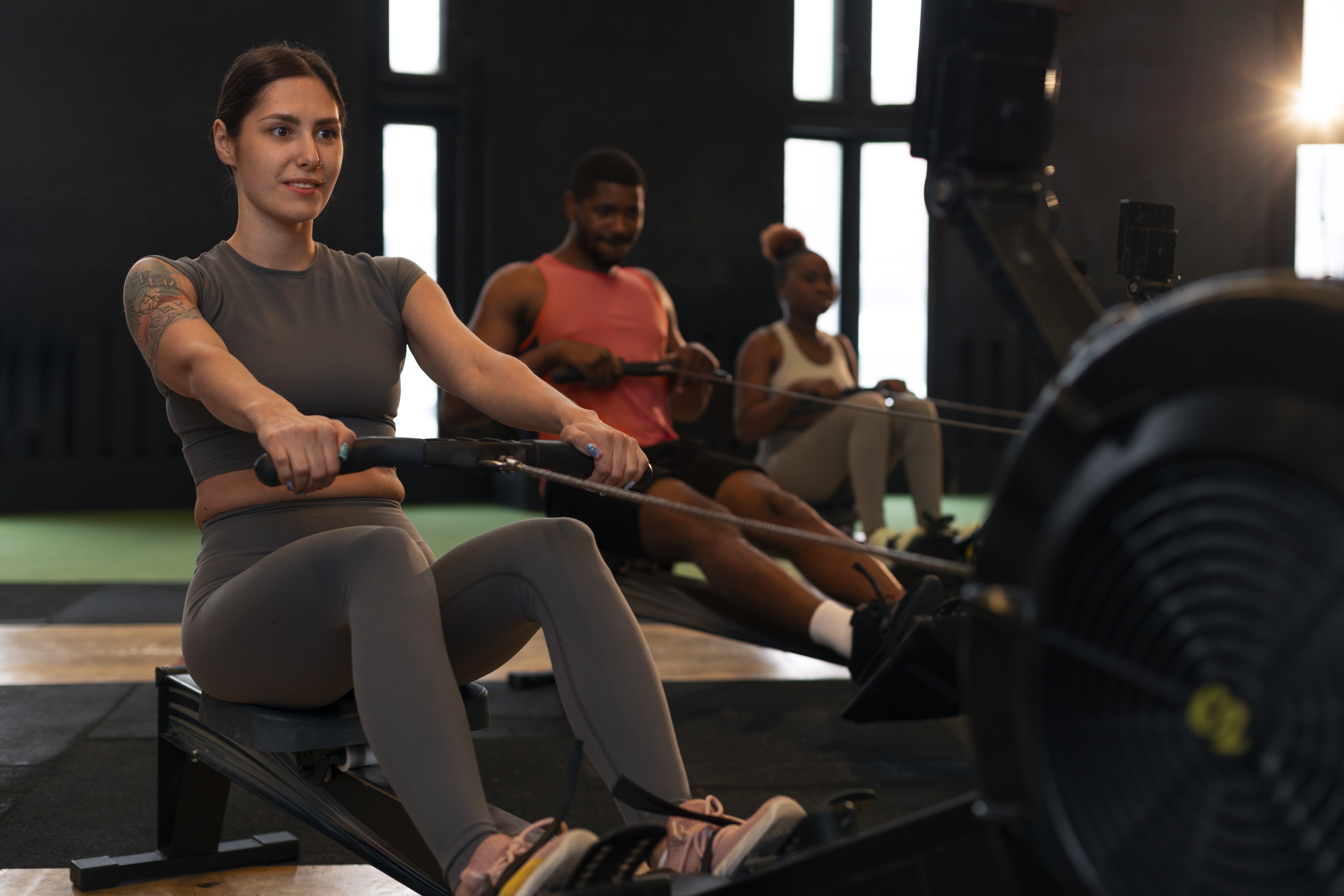 Treino estratégico: como aproveitar ao máximo o simulador de remo